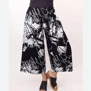 Igor Sofia pants - Modern glam - size small -. NWOT